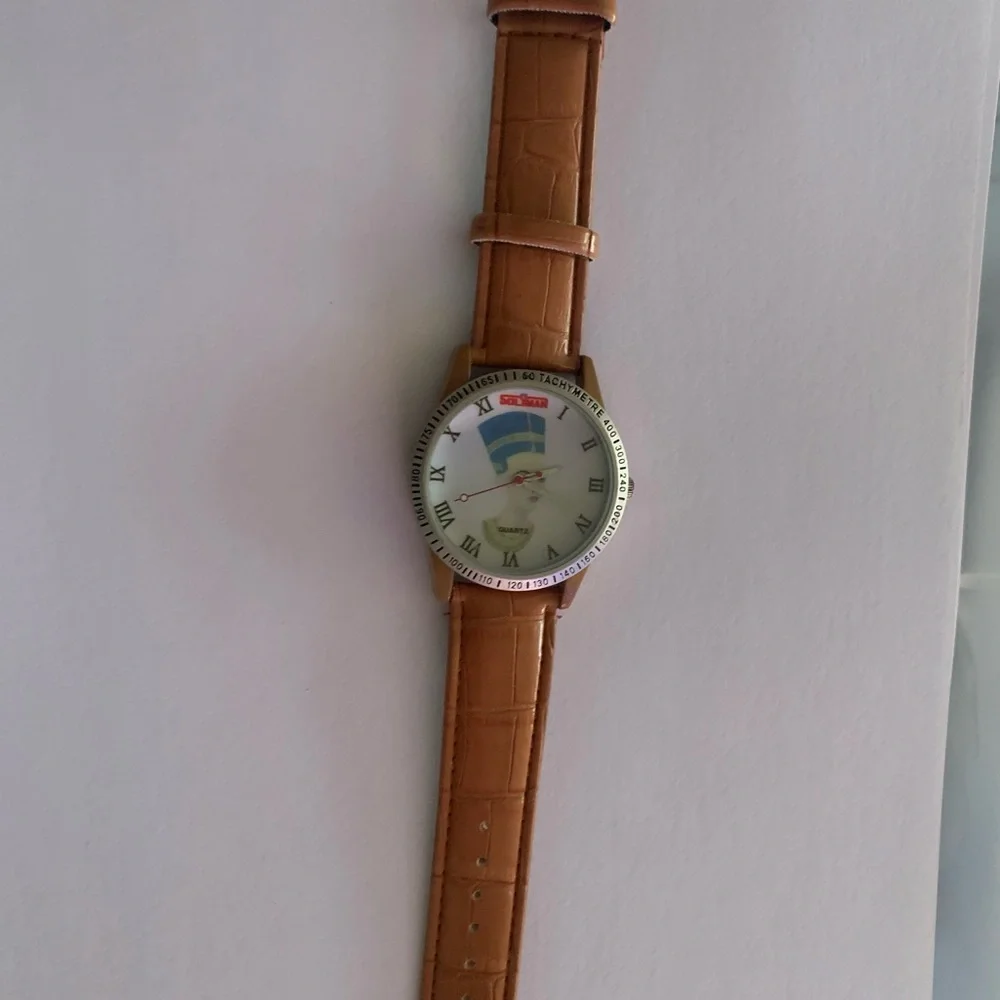 Watch - Picture 2 of 2